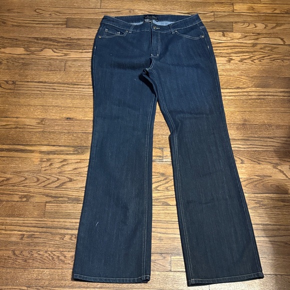 Denim - Terry Lewis Women’s Dark Blue Bootcut Jeans - Unbranded
